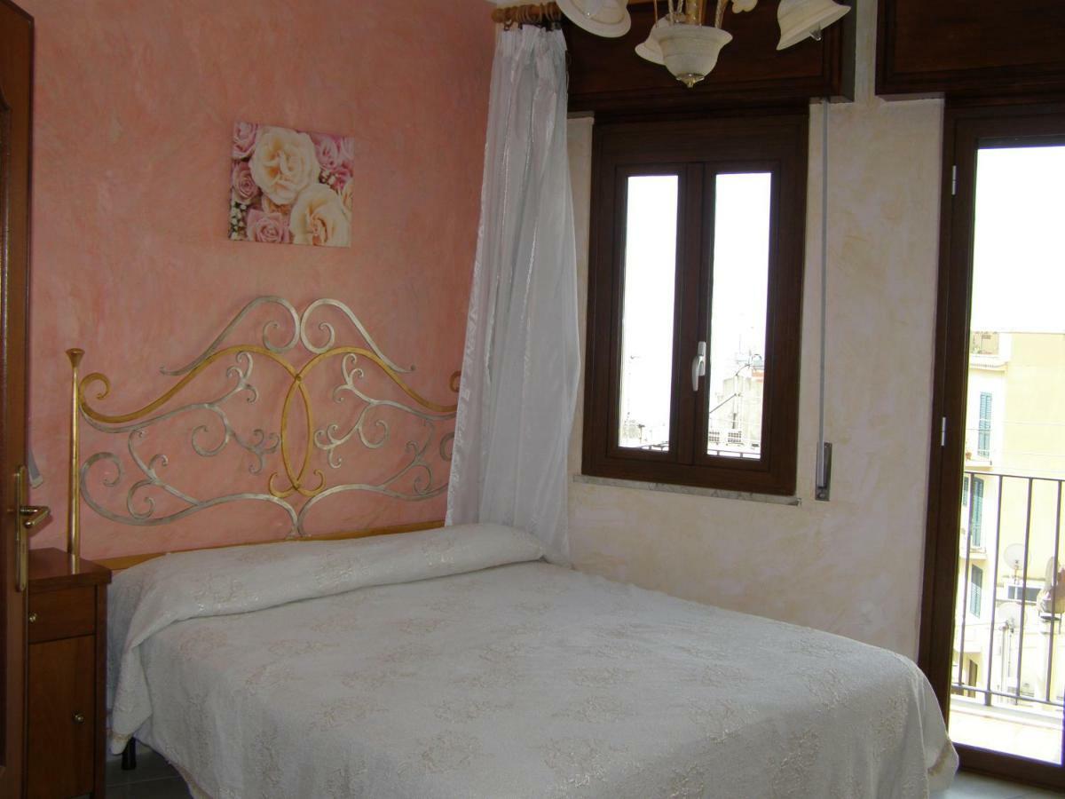 Taormina Castle And Sea View Apartment Ngoại thất bức ảnh