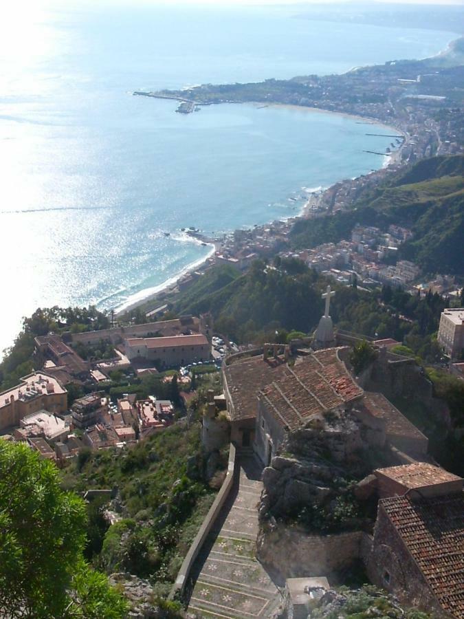 Taormina Castle And Sea View Apartment Ngoại thất bức ảnh