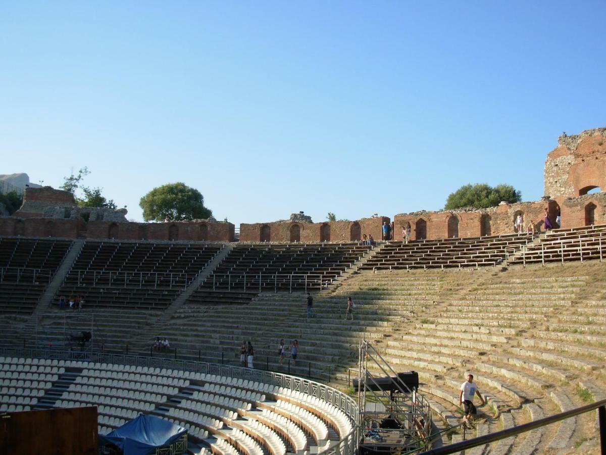 Taormina Castle And Sea View Apartment Ngoại thất bức ảnh